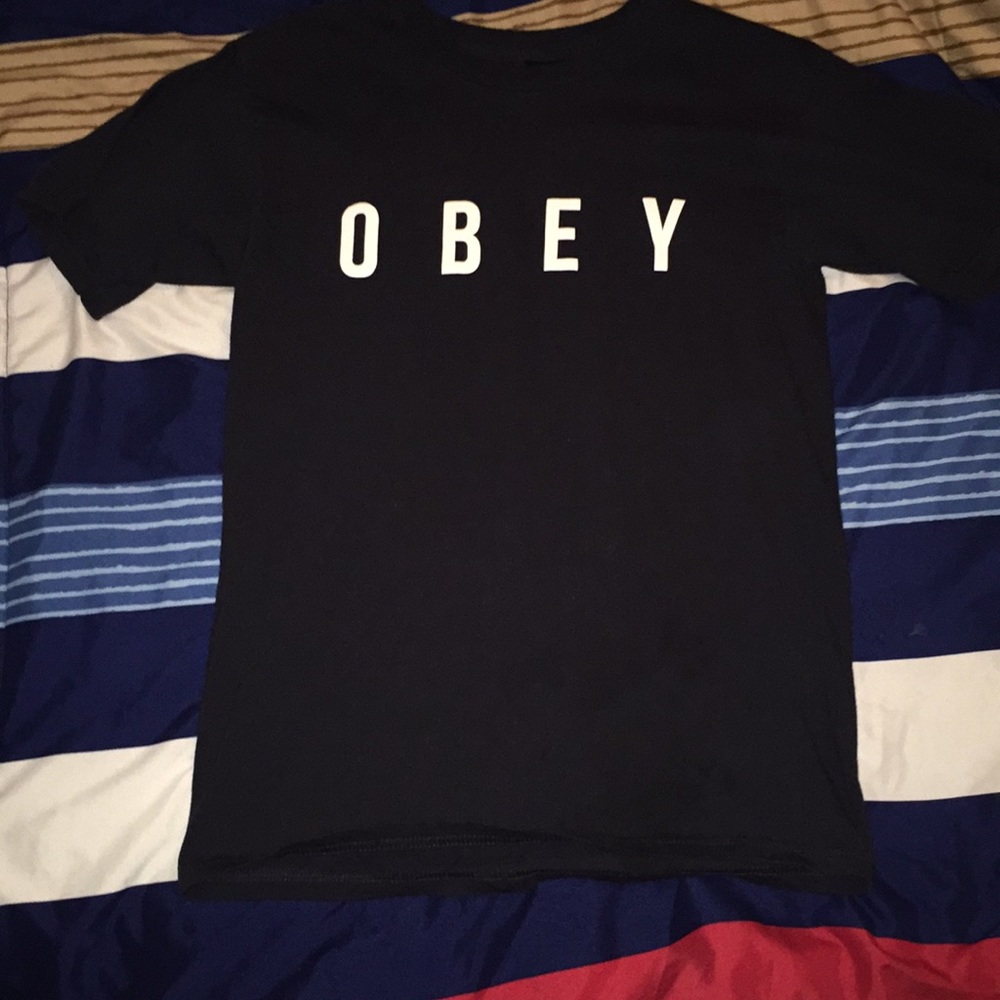 Obey shirt